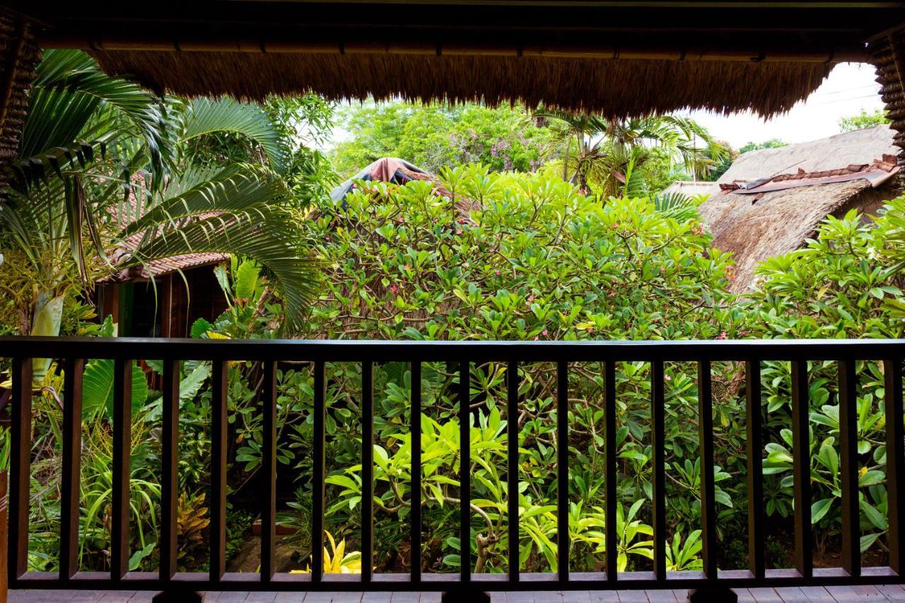 Adi Bungalow Lembongan Экстерьер фото