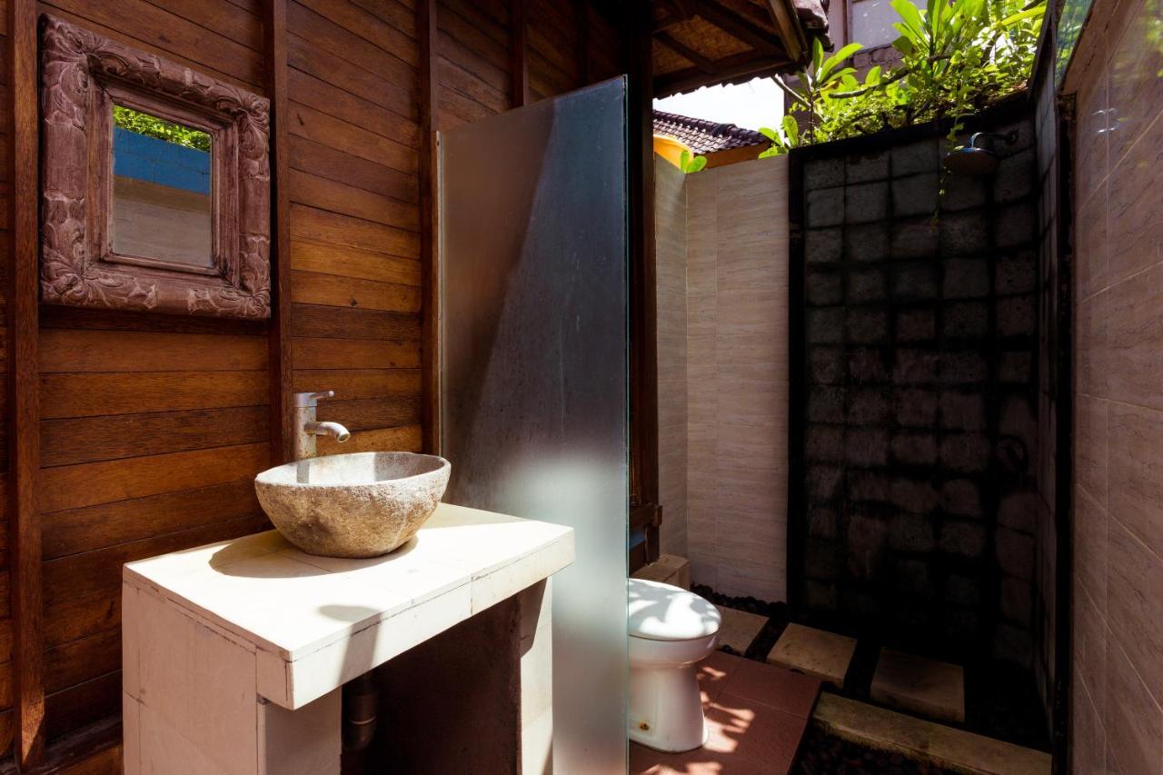 Adi Bungalow Lembongan Экстерьер фото