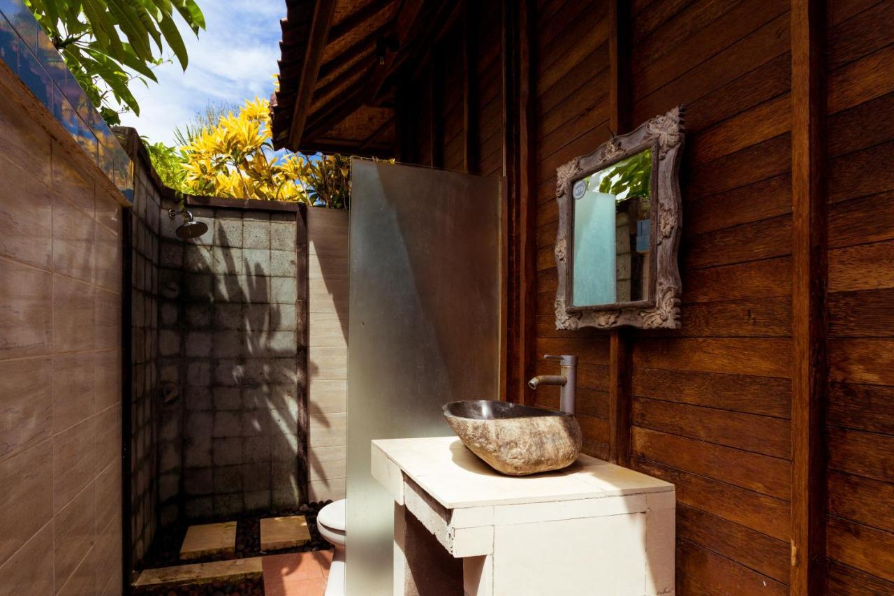 Adi Bungalow Lembongan Экстерьер фото